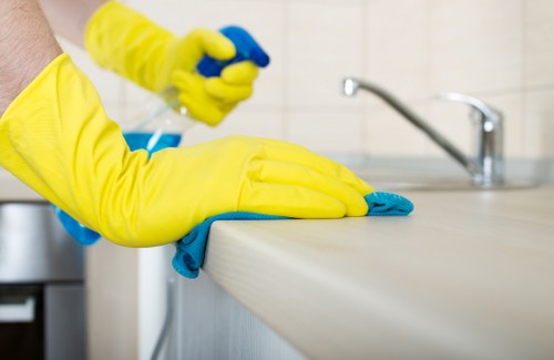 Regular house cleaning service in a SW12 flat